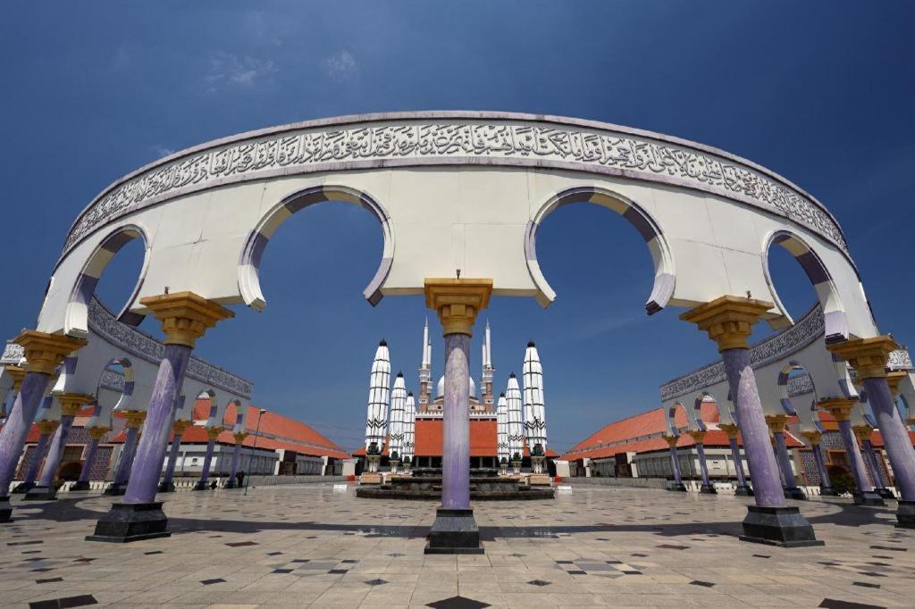 Horison Ultima Semarang Hotel Luaran gambar