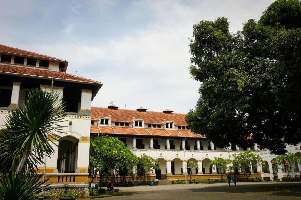 Horison Ultima Semarang Hotel Luaran gambar