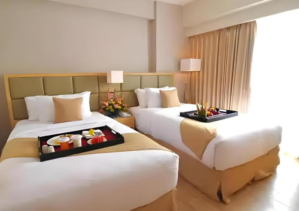 Horison Ultima Semarang Hotel Luaran gambar