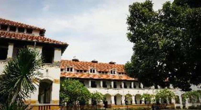 Horison Ultima Semarang Hotel Luaran gambar