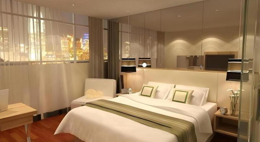 Horison Ultima Semarang Hotel Luaran gambar