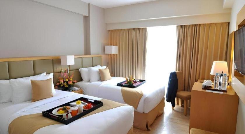 Horison Ultima Semarang Hotel Luaran gambar