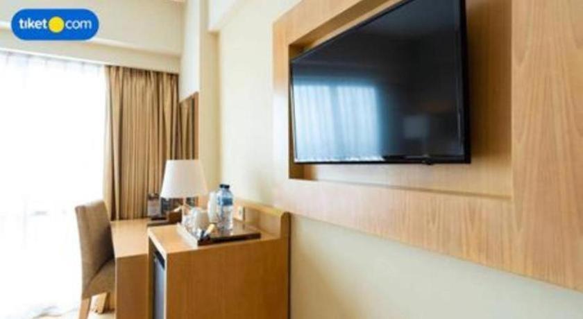 Horison Ultima Semarang Hotel Luaran gambar